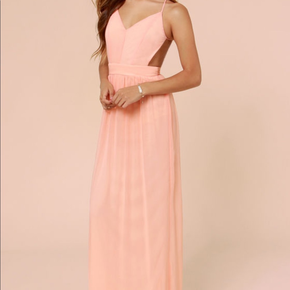 Lulu’s Maxi Dress
